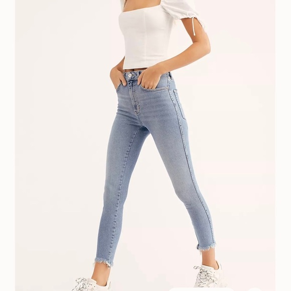 Free People Denim - Last chance NWT Free people raw hem high rise jegging size 30